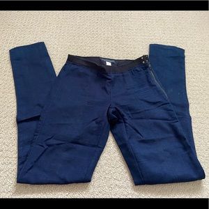 Banana Republic denim leggings in a dark wash